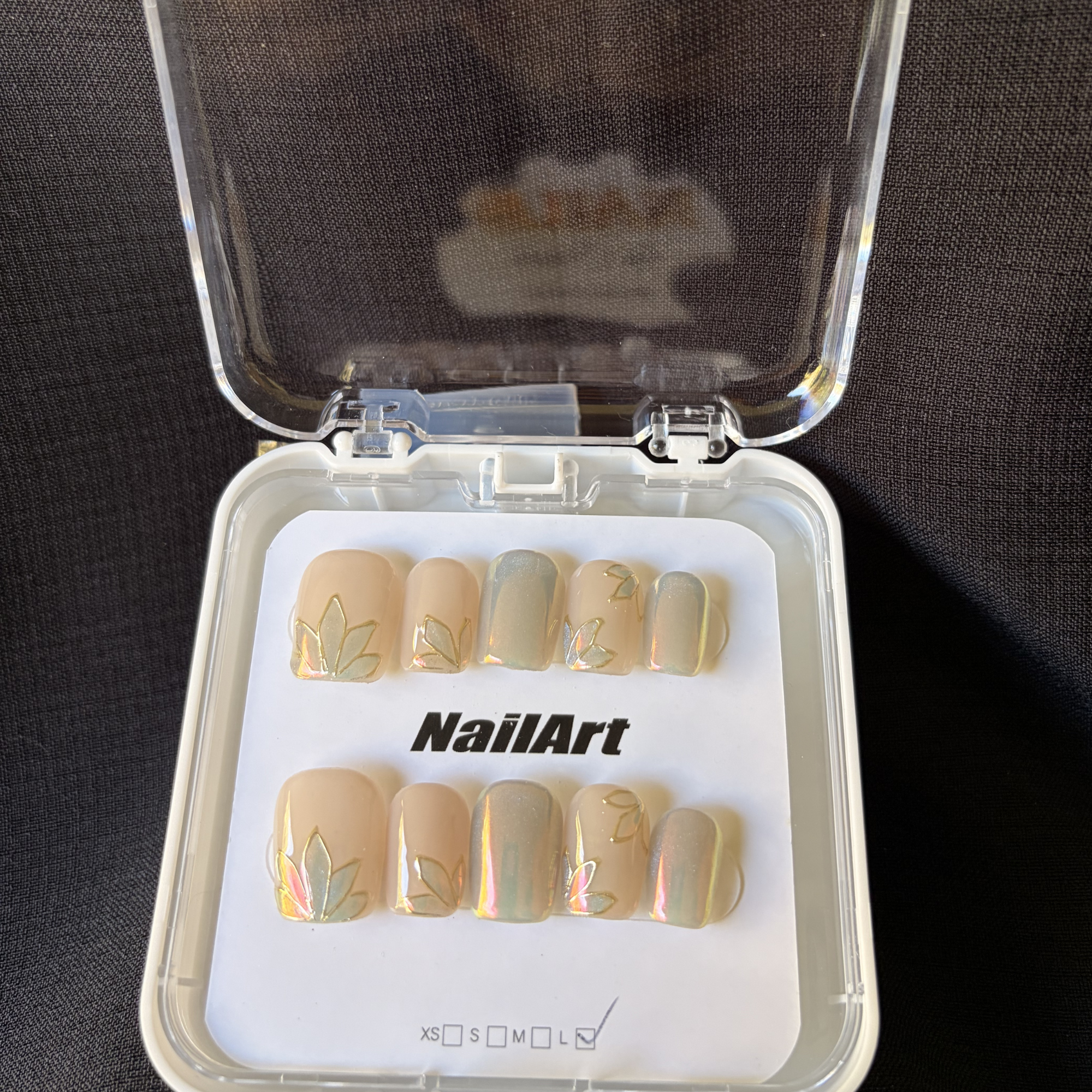 Coastal Whisper Press On-Nail Set