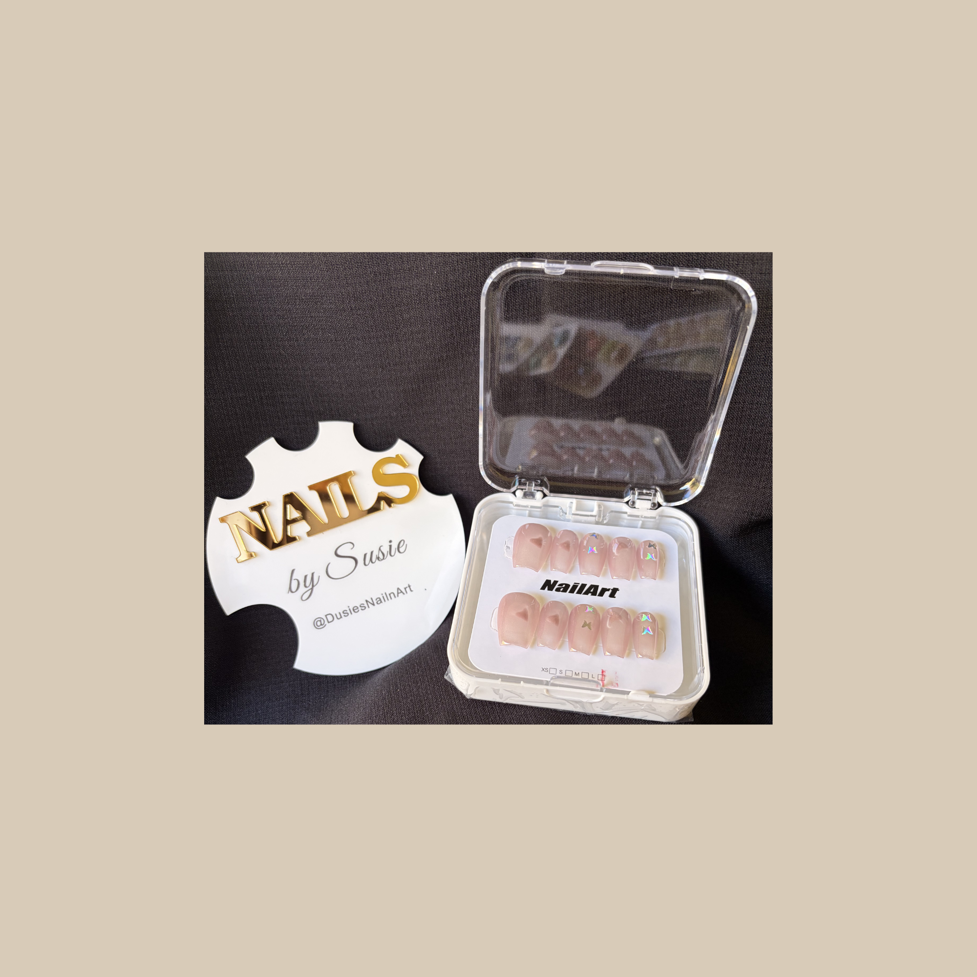 Coastal Flutter Press On-Nail Set