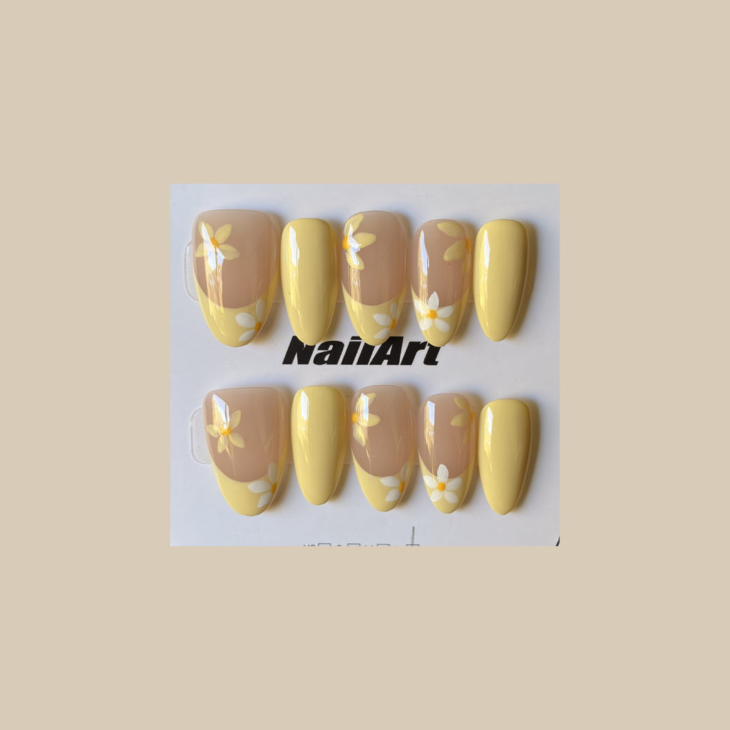 Coastal Daisy Press On-Nail Set