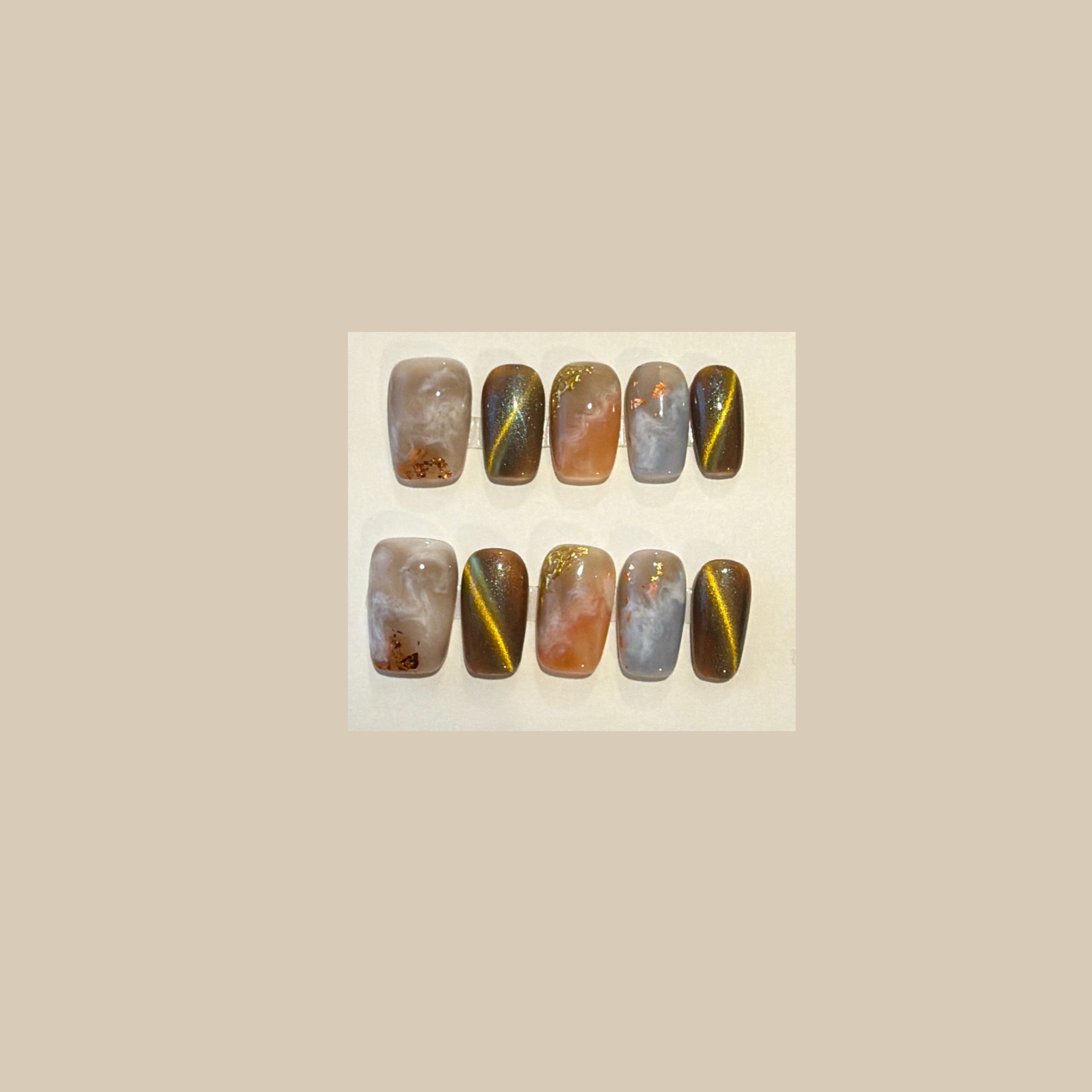Coastal Marble Press On-Nail Set