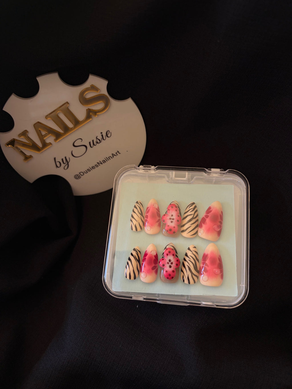 Pink Safari Coast Press On-Nail Set