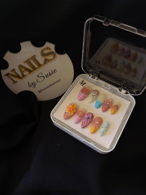 Coastal Bloom Press On-Nail Set