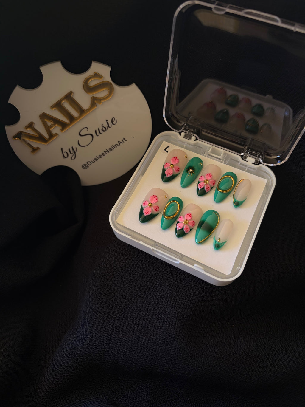 Emerald Green Press On-Nail Set