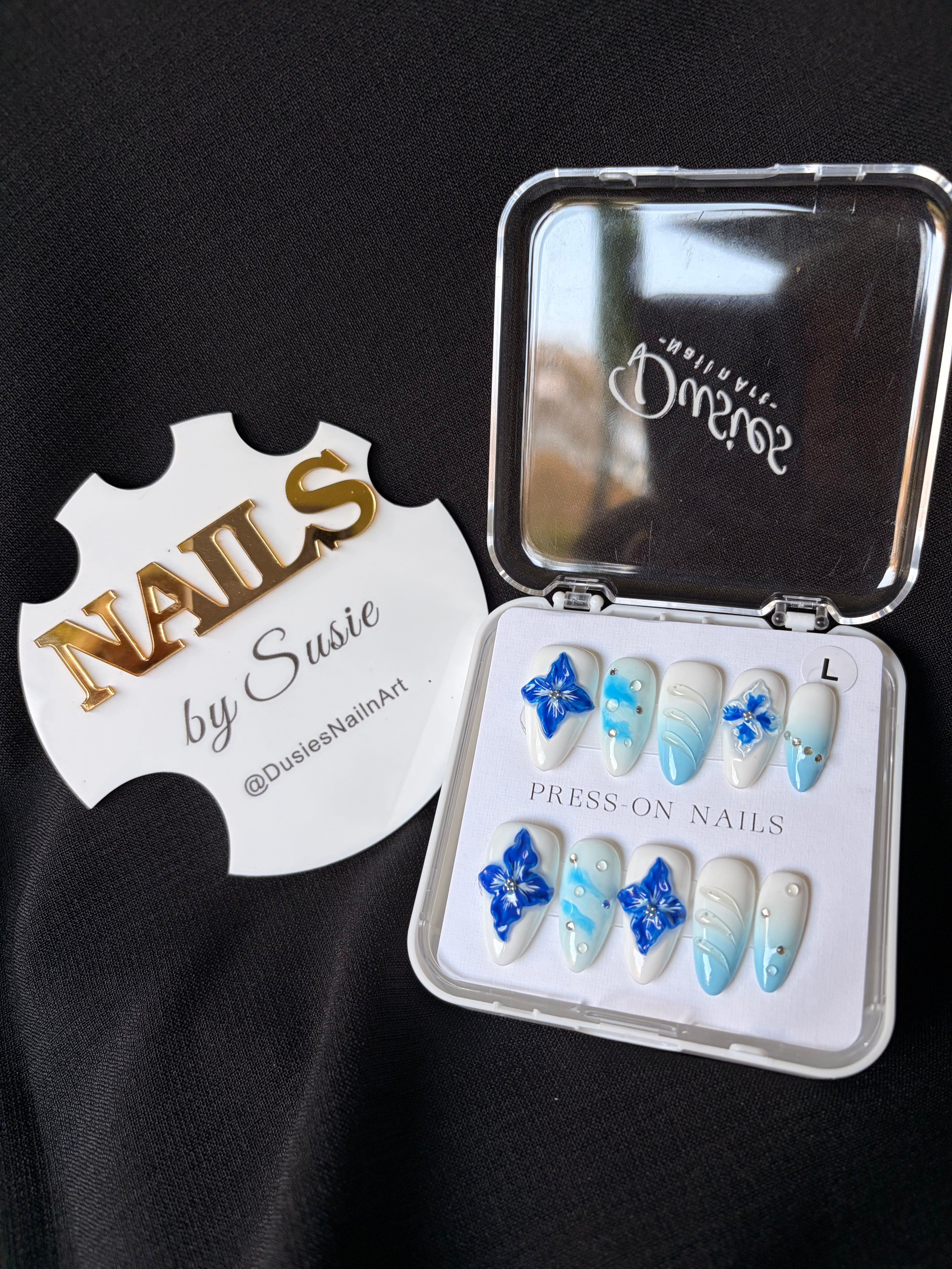 Blue Tide Press On-Nail Set