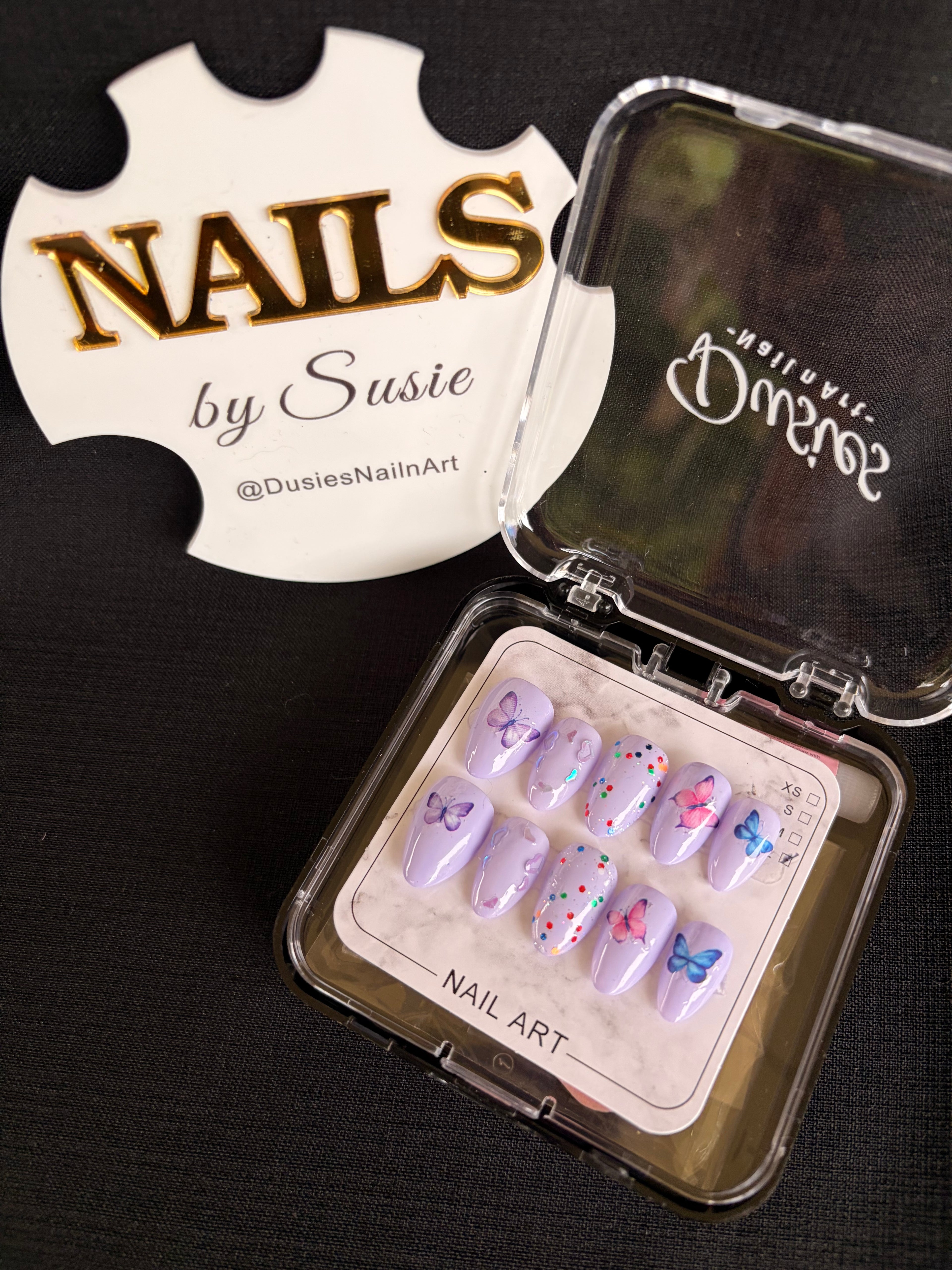 Lavender Flutter Press On-Nail Set