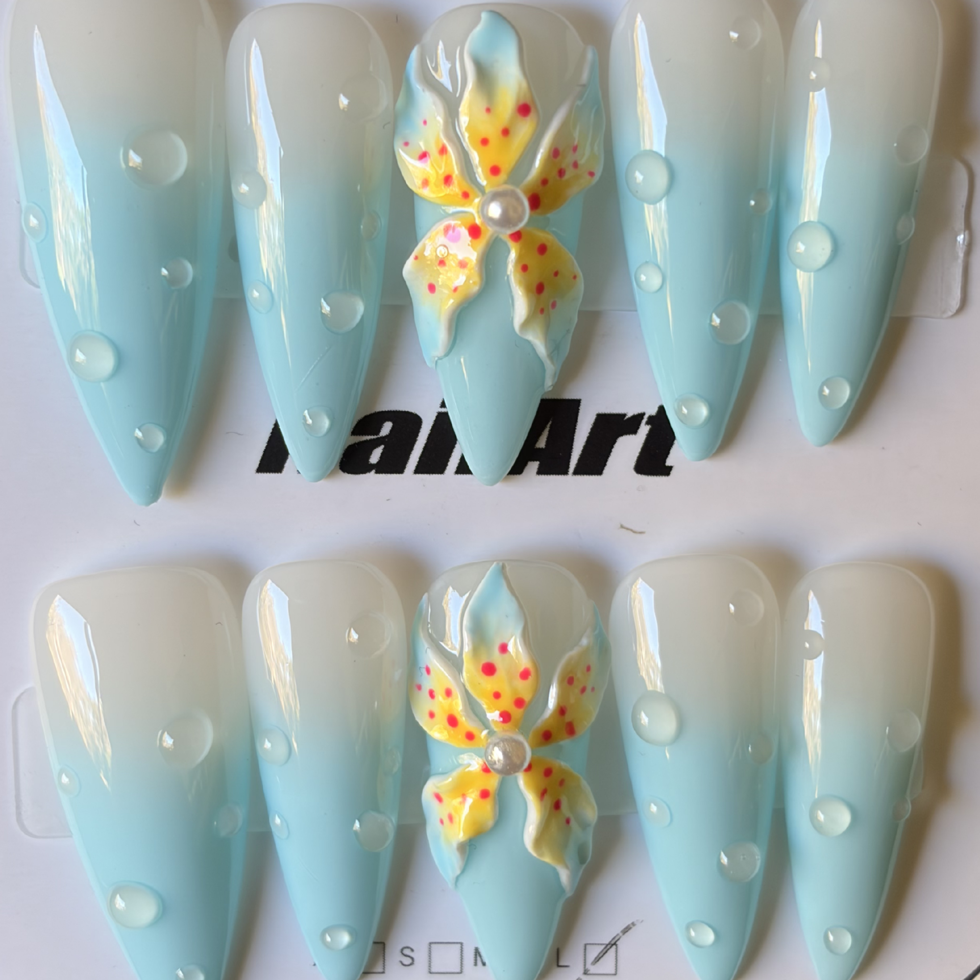 Ocean Bloom Press On-Nail Set