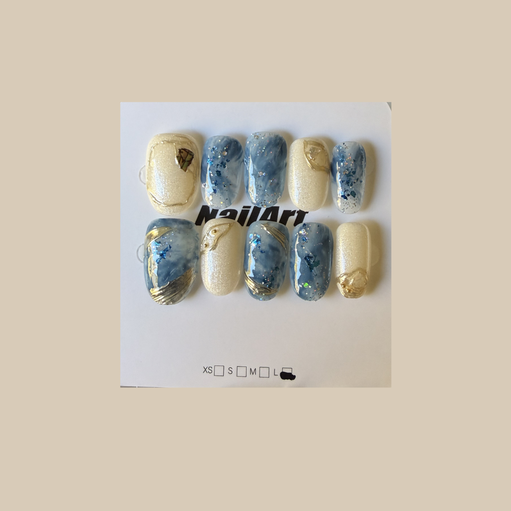 Azure Glow Press On-Nail Set