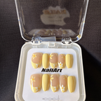 Coastal Daisy Press On-Nail Set