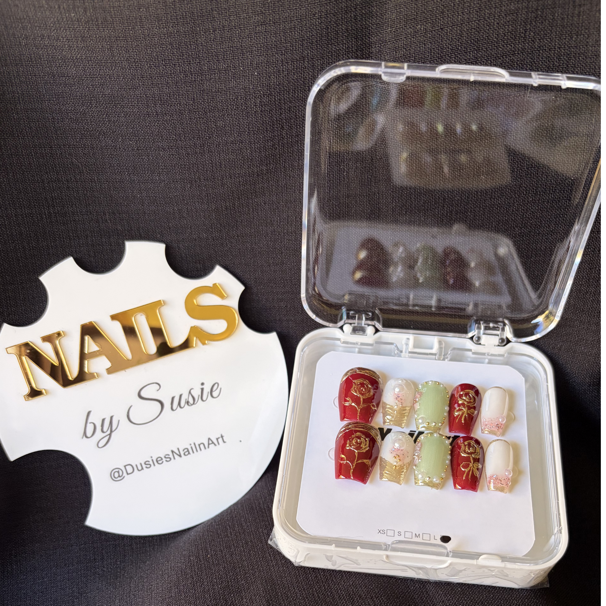 Crimson Bloom Press On-Nail Set