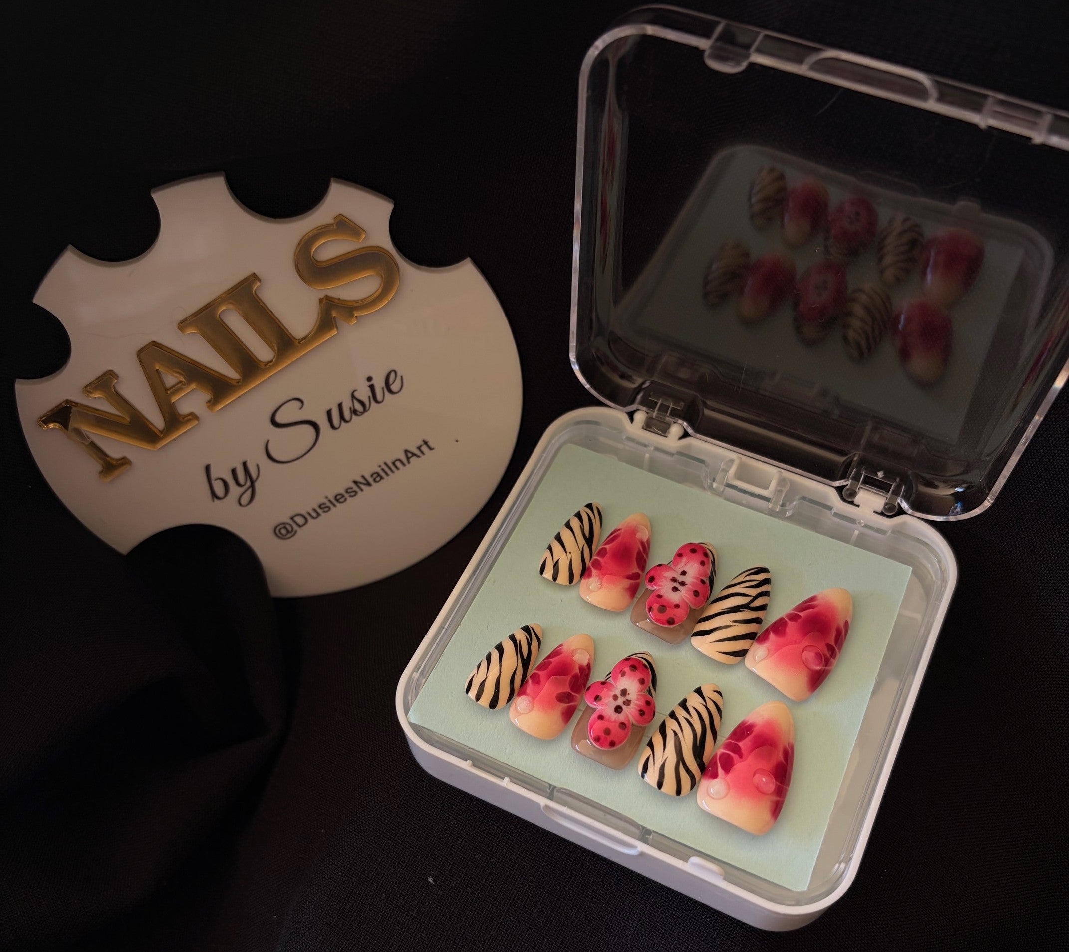 Pink Safari Coast Press On-Nail Set