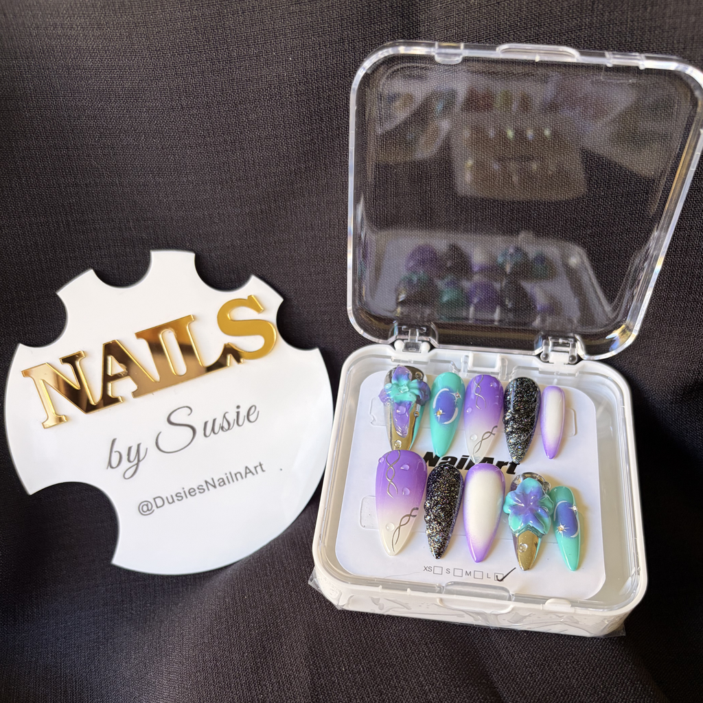 Mermaid Mirage Press On-Nail Set