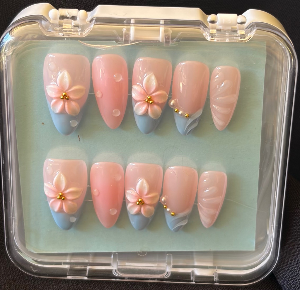 Morning Tide Bloom Press-On Nail Set