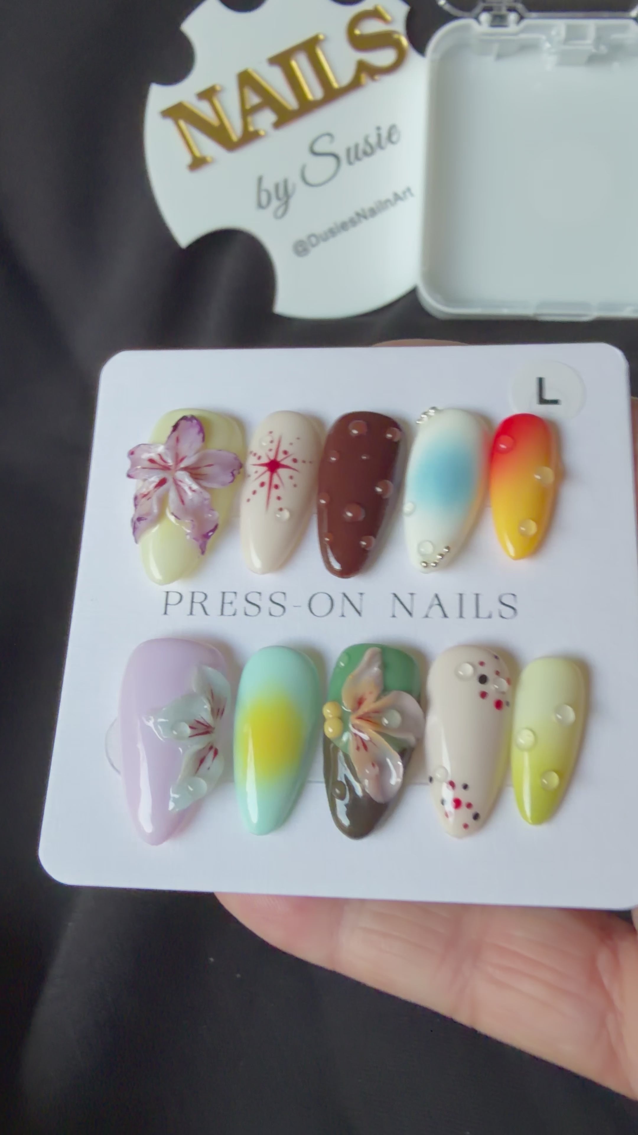 Sunset Bloom Press On-Nail Set