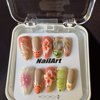 Coral Bloom Press On-Nail Set
